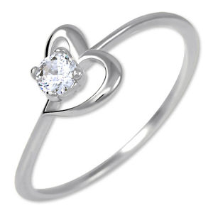 Brilio Silver Strieborný zásnubný prsteň s kryštálom Srdce 426 001 00535 04 50 mm