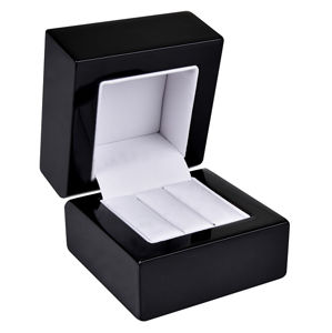 JK Box Drevená krabička na náušnice alebo snubné prstene BB-2 / NA / A25