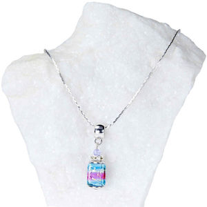 Lampglas Elegantný dámsky náhrdelník Vivienne s perlou Lampglas s rýdzim striebrom NSA22